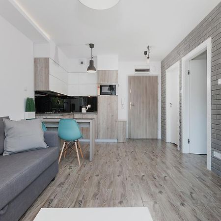 Apartament Szczesliwa Dziewiatka Dziwnówek Exteriör bild