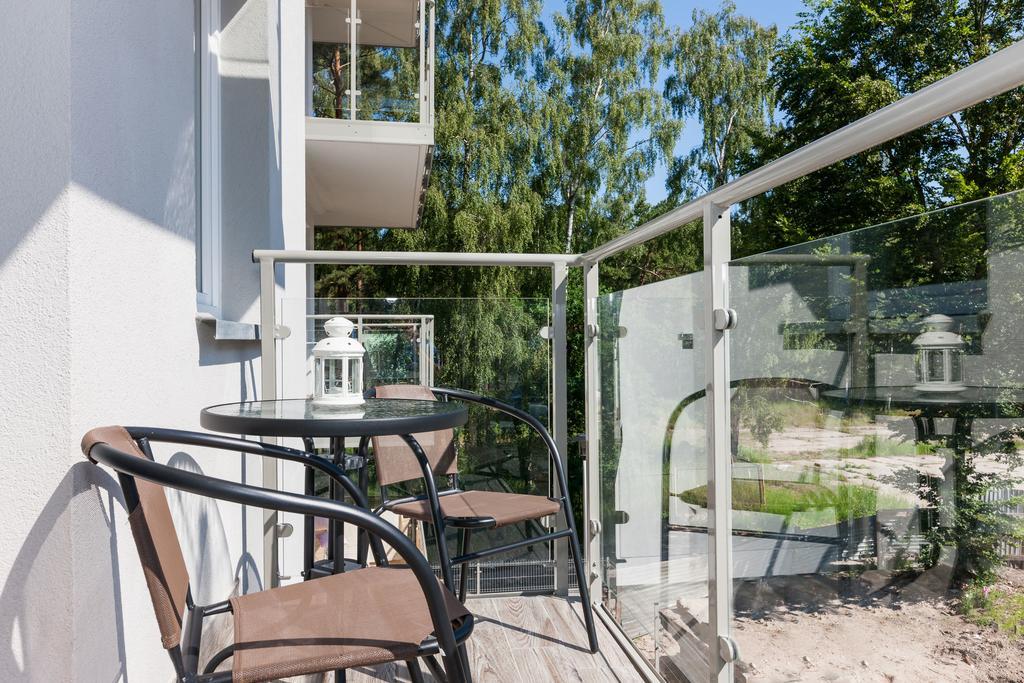 Apartament Szczesliwa Dziewiatka Dziwnówek Exteriör bild